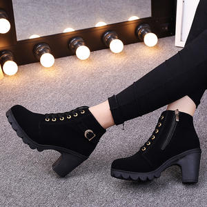 Nouvelles bottes femmes métal boucle de ceinture talon épais talon haut chausson femmes grande taille commerce extérieur femmes bottes - Product Image 3