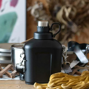 Bouteille d'eau de voyage en acier inoxydable avec corde, écologique, grande capacité, <span class=keywords><strong>thermos</strong></span> <span class=keywords><strong>plat</strong></span> classique portable 1L - Product Image 6