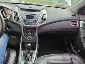 Hyundai Elantra Avante 2015, Sedán de Gasolina con Volante a la Izquierda, Coche Usado de Corea para Exportación, Tracción Delantera, Automático, 5 Asientos, Ahorrador de Combustible - Product Image 6