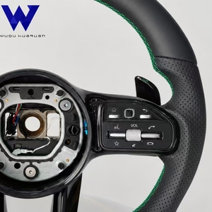 Volante in Pelle Leggero Aggiornato e Personalizzato Adatto per Mercedes Benz W204 W205 W212 W213 X166 X164 X253 X204 X167 <span class=keywords><strong>C218</strong></span> - Product Image 5