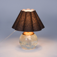 Lampe de table moderne en céramique et cristal, abat-jour en tissu plissé, design LED style ferme, éclairage écologique pour chambre et salon