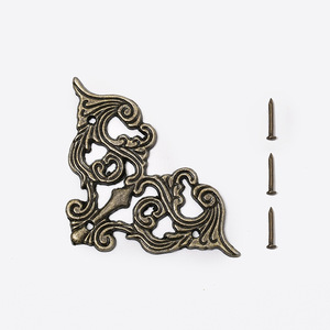 Metal <b>Corner</b> <b>Protector</b> Bronze Antique Style Decorative Edge Guard Hardware Accessory - Product Image 2