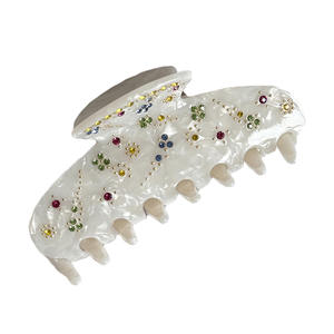 Estilo coreano Margarite accesorios para el cabello múltiples perlas elegantes pinzas para el cabello - Product Image 1