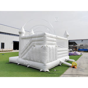 Venta Directa de Fábrica: Combo Inflable para Fiestas, Castillo Hinchable Blanco con Tobogán y Piscina de Pelotas - Product Image 3
