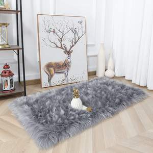 Tapis <span class=keywords><strong>de</strong></span> chambre à coucher en fourrure moelleuse <span class=keywords><strong>de</strong></span> luxe sur mesure en gros, <span class=keywords><strong>pas</strong></span> <span class=keywords><strong>cher</strong></span>, tapis <span class=keywords><strong>de</strong></span> sol en fausse fourrure, tapis touffetés en polypropylène - Product Image 5