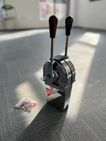 En stock Contrôleur d'accélérateur de moteur marin de type TSK Levier de commande de moteur