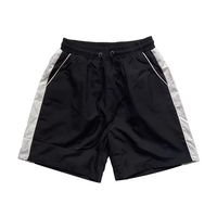 Short d'été respirant personnalisé très vendu populaire pour hommes taille élastique teint en fil Shorts pour hommes Shorts de plage en nylon pour hommes