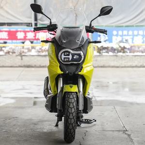 Prêt pour la ville et l'aventure : Scooter <span class=keywords><strong>Lifan</strong></span> KPV 150CC à refroidissement par eau avec une autonomie de 450 km - Product Image 3