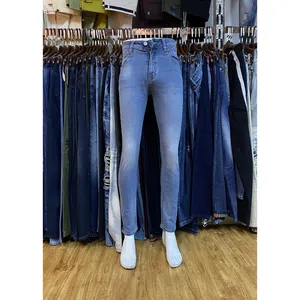 Celana Jeans Pria, Jeans Sobek Ketat Biru Klasik Modis Stok Besar Harga Pabrik Langsung