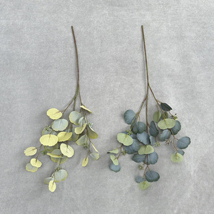 Usine de fleurs artificielles Meiyu Craft, feuilles d'eucalyptus artificielles 30cm-100cm, fleurs en soie, décoration de mariage, décoration de la maison, plantes vertes - Product Image 4