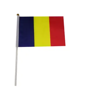 인기 판매 하이 퀄리티 14*21CM 폴리에스터 원단 루마니아 응원 게임에 대 한 손을 들고 깃발을 흔들기