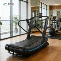 Équipement de fitness robuste non motorisé, tapis roulant incurvé pour l'entraînement en sprint