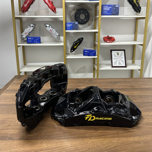 ชุดเบรกรถยนต์แบบลูกสูบ4ลูก<span class=keywords><strong>7600</strong></span>ชุดเบรกรถยนต์สำหรับ Honda Audi BMW ระบบเบรกใหญ่อัตโนมัติผลิตจากอะลูมิเนียมคุณภาพสูง - Product Image 6