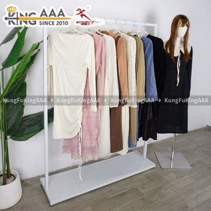 Maglione Vintage a Maniche Lunghe da Donna KungFu KingAAA, Abbigliamento Casual Autunnale di Seconda Mano - Product Image 2
