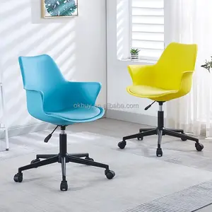 Vente en gros Chaise de bureau moderne, ergonomique, réglable en hauteur, pivotante, avec accoudoir à roulettes et coussin confortable