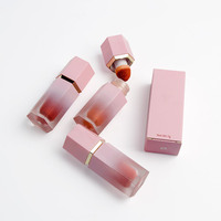 Fard à joues liquide mat longue tenue végétalien et waterproof 8 couleurs, enrichi en minéraux, pour peaux claires, marque privée, avec fonction correcteur et contouring pour le visage
