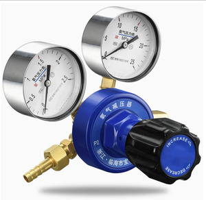 Régulateur de bouteille d'oxygène tout en laiton YQY-07 avec une pression d'entrée maximale de 15 MPa et un débit allant jusqu'à 40 M/h pour une utilisation en laboratoire médical - Product Image 3