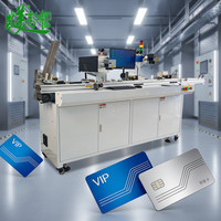 Machine tout-en-un de lecture, décodage, marquage laser et tri de puces de cartes RFID/cartes bancaires/cartes intelligentes