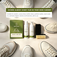 Kit de nettoyage et désodorisation de chaussures de marque, lot de quatre, avec nettoyant mousse, spray désodorisant, éponge et brosse pour baskets, cuir, toile et maille
