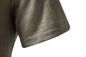 Nouveau T-shirt à manches courtes à col en V à quatre boutons T-shirt de sport de couleur unie T-shirt pour hommes - Product Image 4