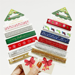 Ruban de Noël 6 couleurs assorties Rubans à thème Joyeux Noël pour emballer des cadeaux, des travaux manuels et des décorations de fêtes - Product Image 1