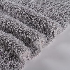 Fil noir hacci 100 <span class=keywords><strong>polyester</strong></span> brossé coton <span class=keywords><strong>molleton</strong></span> sherpa tissu pour couverture - Product Image 4