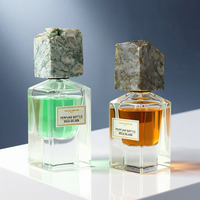 Flacon de parfum de luxe en pierre naturelle 30ml 50ml, base carrée lourde, forme personnalisée par le fabricant, avec bouchon en pierre naturelle