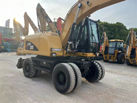 Excavatrice sur chenilles Caterpillar CAT315D d'occasion, peinture d'origine, bien entretenue