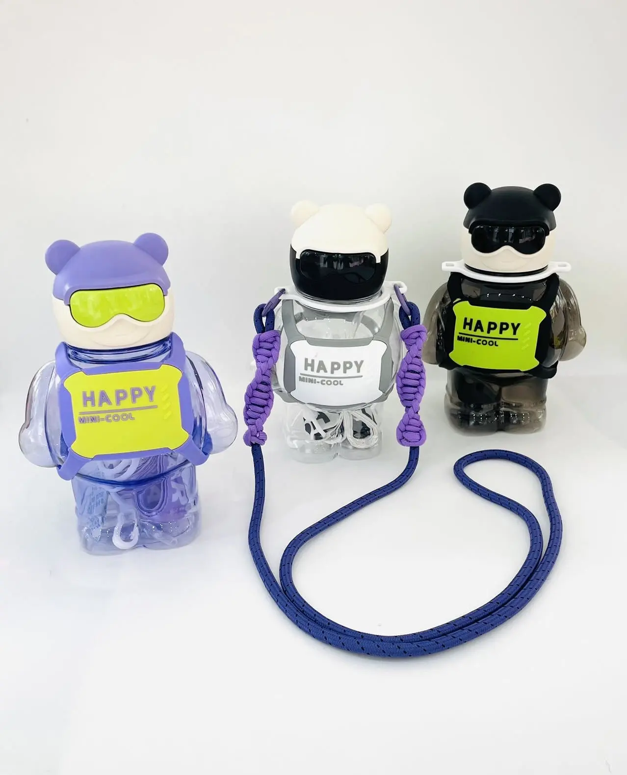 Custom Bear sport bottiglia di acqua in plastica lungo cordino per bambini studenti bambini clip per telefono cellulare a spirale corda appesa