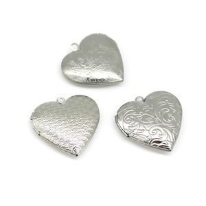 Pendentif en acier inoxydable en forme de cœur avec motif et gravure pour bijoux DIY, collier, cadeau, charme unisexe - Product Image 4