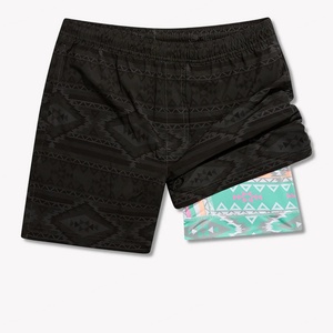 Pantalones Cortos Deportivos para Hombre con Forro de Malla de 7 Pulgadas, Compresión, Bolsillo y Diseño Camuflado para Fitness y Running - Product Image 1