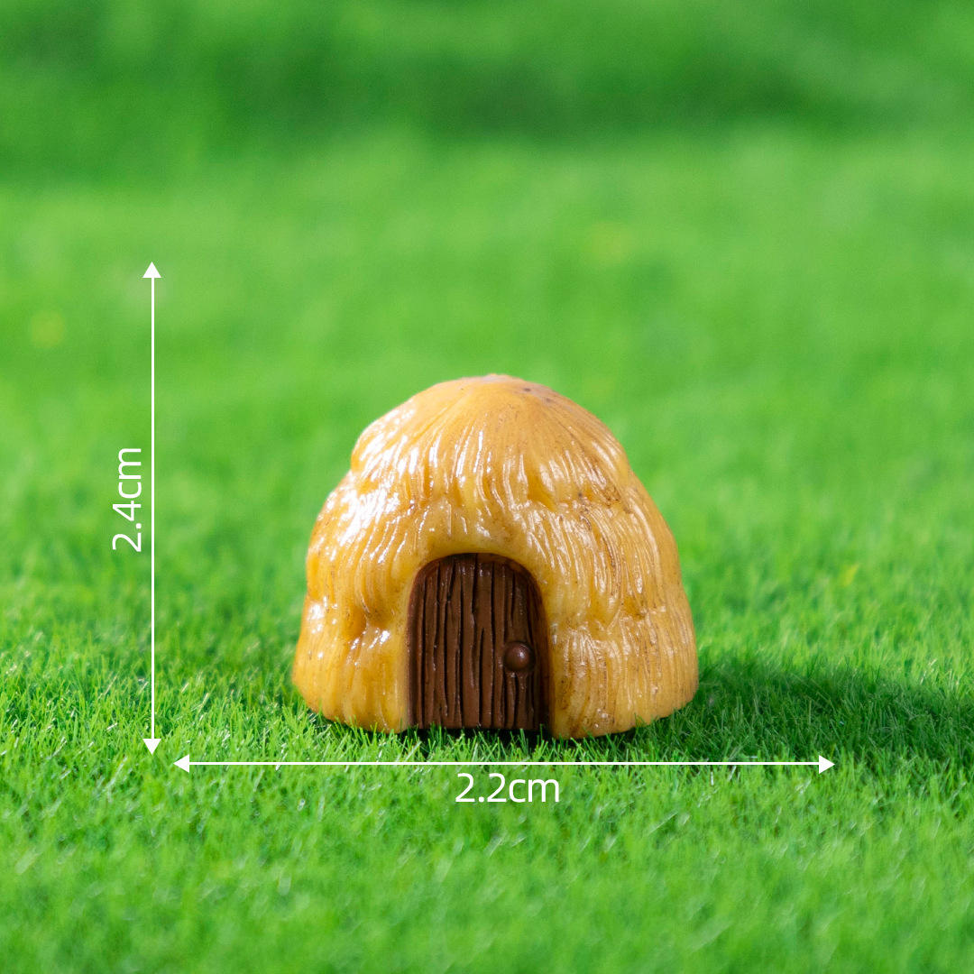 No. 6 Domed thatched cottage