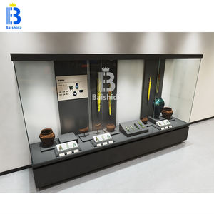 Vitrine d'installation d'art de musée en verre antique conçue sur mesure - Product Image 5