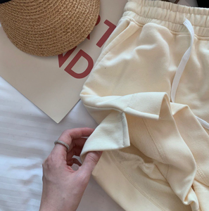 Pantalones cortos deportivos informales <span class=keywords><strong>de</strong></span> algodón <span class=keywords><strong>de</strong></span> verano al por mayor <span class=keywords><strong>para</strong></span> niñas prendas <span class=keywords><strong>de</strong></span> vestir <span class=keywords><strong>de</strong></span> <span class=keywords><strong>punto</strong></span> <span class=keywords><strong>de</strong></span> cintura media <span class=keywords><strong>para</strong></span> niños con patrón sólido dulce traje <span class=keywords><strong>de</strong></span> bebé - Product Image 2