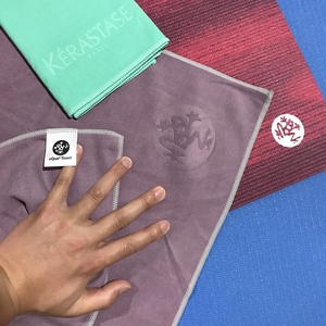 Toalla <span class=keywords><strong>Manduka</strong></span> absorbente antideslizante para Yoga gimnasio Pilates y Fitness al aire libre secado rápido 72 pulgadas Toalla de Yoga caliente - Product Image 6