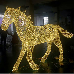 Lumière décorative de Noël motif cheval pour extérieur avec carrosse illuminé et design paysager festif - Product Image 1