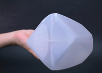 Barril de Plástico HDPE de Grado Alimenticio de 1L 500ML al por Mayor con Asa, Transparente y Serigrafiado para Envasado de Leche, Jugo, Vino y Productos Químicos