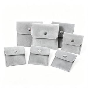 Pochette de voyage personnalisée antistatique multicolore en velours pour bijoux, colliers, boucles d'oreilles et bagues - Product Image 1