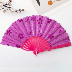 Abanico Plegable de Bambú Tradicional Personalizado con Diseño de Libélula Pintado a Mano, Ideal para Festivales, Regalos Promocionales, Decoración del Hogar y Regalos Empresariales - Product Image 1