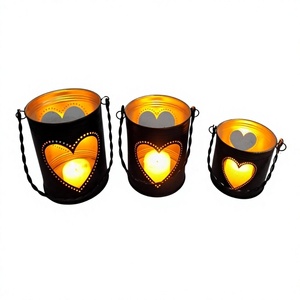 Heart Shape Metal Lantern <b>Tea</b> <b>Light</b> <b>Holders</b> For Indoor Valentine's Day Home Decoration - Product Image 1