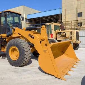 Chargeuse sur pneus d'occasion Caterpillar 966H pour travaux de chargement de sable et de pierres dans les carrières, 6 tonnes, chargeuse frontale CAT d'origine - Product Image 6