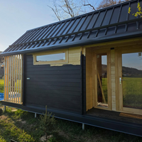 Villa de luxe préfabriquée à installation rapide, pliable, modulaire, en panneaux sandwich d'acier, maison conteneur triangulaire à deux étages pour hôtel