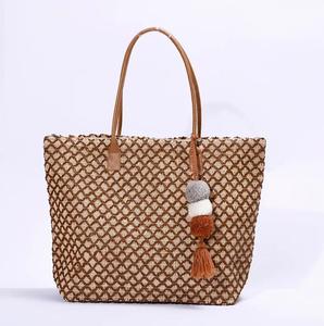 Bolso de mano de PVC con bordado de limón y detalles de paja, con correa de cadena y cierre de bloqueo, estilo veraniego y lindo, de parte superior abierta, asa única, portátil, para mujer - Product Image 1