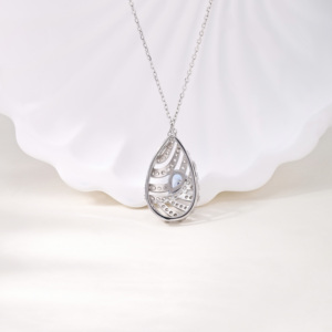 Exquis 925 Sterling Silver Rhodium Plaqué <span class=keywords><strong>Saphir</strong></span> Zircon <span class=keywords><strong>Pendentif</strong></span> Collier Mode <span class=keywords><strong>Goutte</strong></span> <span class=keywords><strong>D</strong></span>'<span class=keywords><strong>eau</strong></span> Conception pour Fiançailles En Gros - Product Image 5