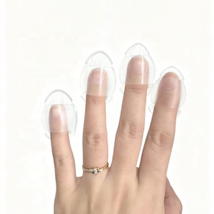 Mini éponge de maquillage en silicone en forme de goutte d'eau 3x4cm transparente lavable pour fond de teint et anticernes - Product Image 3