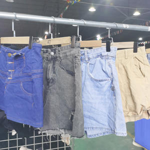 Pantalones cortos vaqueros <span class=keywords><strong>usados</strong></span> <span class=keywords><strong>de</strong></span> diseño <span class=keywords><strong>de</strong></span> moda, ropa usada, ropa a la <span class=keywords><strong>venta</strong></span>, fardos <span class=keywords><strong>de</strong></span> pantalones cortos vaqueros <span class=keywords><strong>usados</strong></span> para <span class=keywords><strong>mujer</strong></span> - Product Image 4