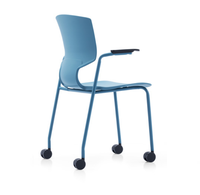 Bureau et chaise d'étudiant pour le choix du primaire au secondaire Chaises d'études universitaires avec étagère