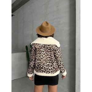 เสื้อโค้ทขนสัตว์ยาวแบบขายส่ง ขนมิงค์ ชินชิล่า ขนกระต่าย ย้อมสีและซักแล้ว พิมพ์ลาย ปิดกระดุมแถวเดียว - Product Image 1