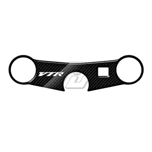 Pour Honda <span class=keywords><strong>VTR</strong></span> SP1 / <span class=keywords><strong>SP2</strong></span> jusqu'à 2001 3D Carbon-look Upper Triple Yoke Defender - Product Image 5