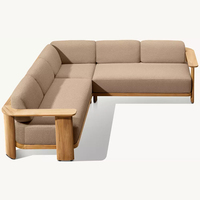 Canapé d'extérieur modulaire RH Dune Teak en forme de L, avec coussins en tissu crème sur structure en teck massif, ensemble de patio moderne